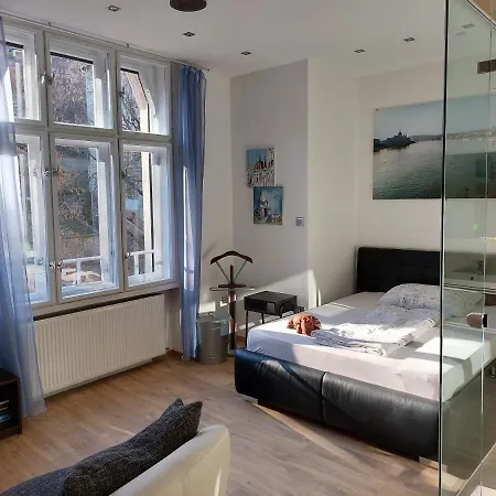 Lägenhet Sunny At The Castle *