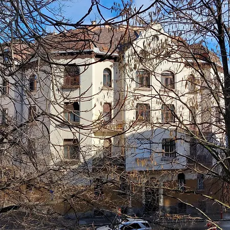 Sunny At The Castle Apartament *