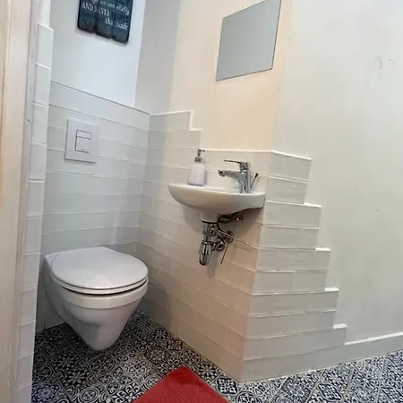 Lägenhet Sunny At The Castle *