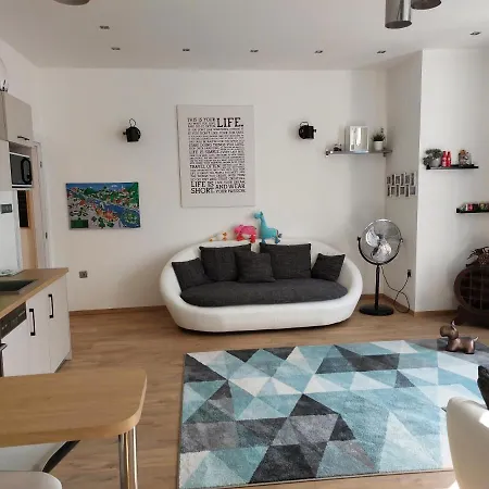 Sunny At The Castle Διαμέρισμα *