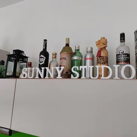 Sunny At The Castle *