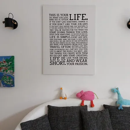 Διαμέρισμα Sunny At The Castle *