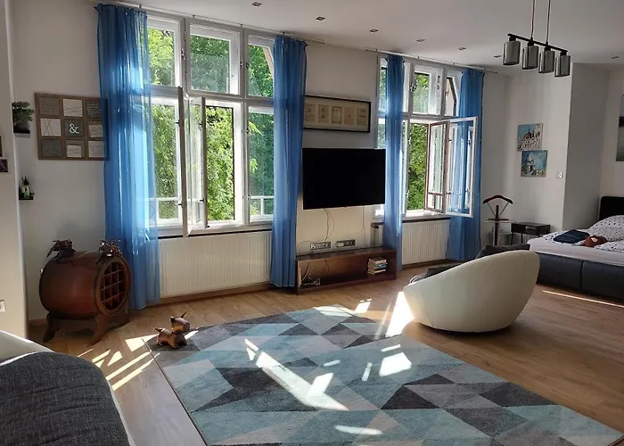 Sunny At The Castle Apartament *