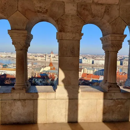 Daire Sunny At The Castle Budapeşte