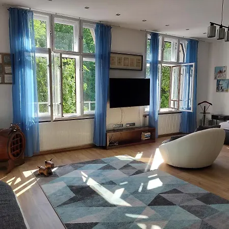 Sunny At The Castle Appartement *