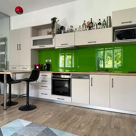 Sunny At The Castle *