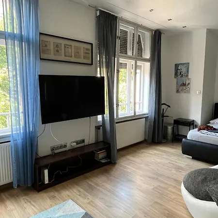 Sunny At The Castle Апартаменты Будапешт