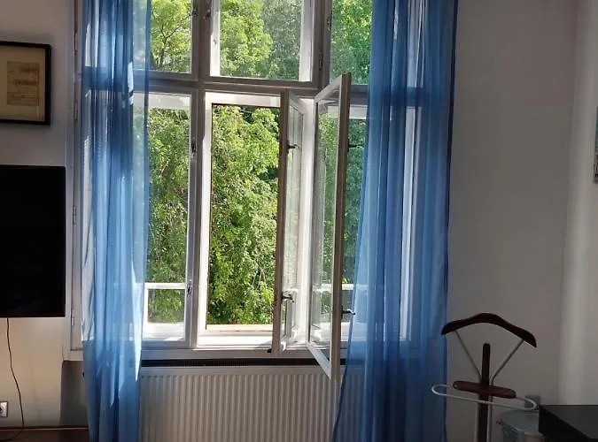 Апартаменты Sunny At The Castle