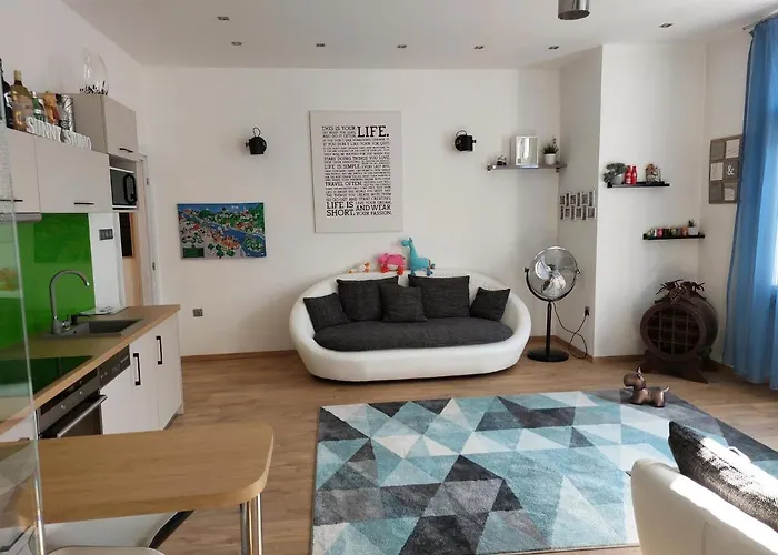 Sunny At The Castle Апартаменты *