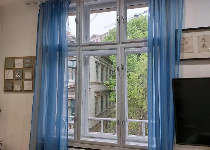 Sunny At The Castle Апартаменты *