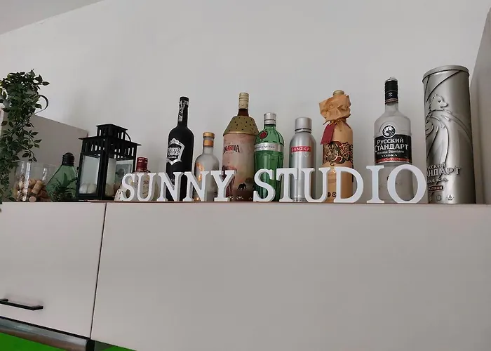 Sunny At The Castle *