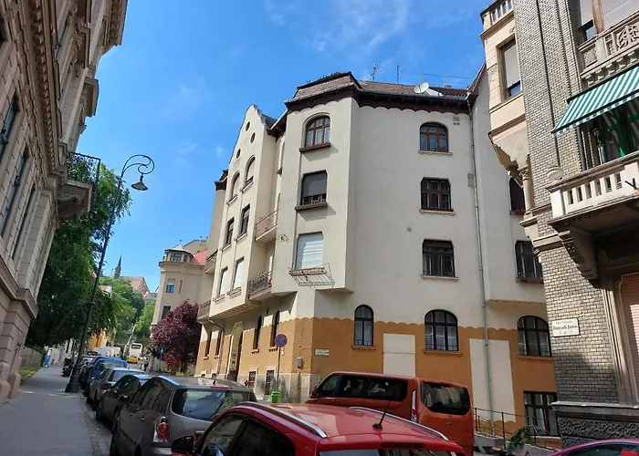 Sunny At The Castle Будапешт