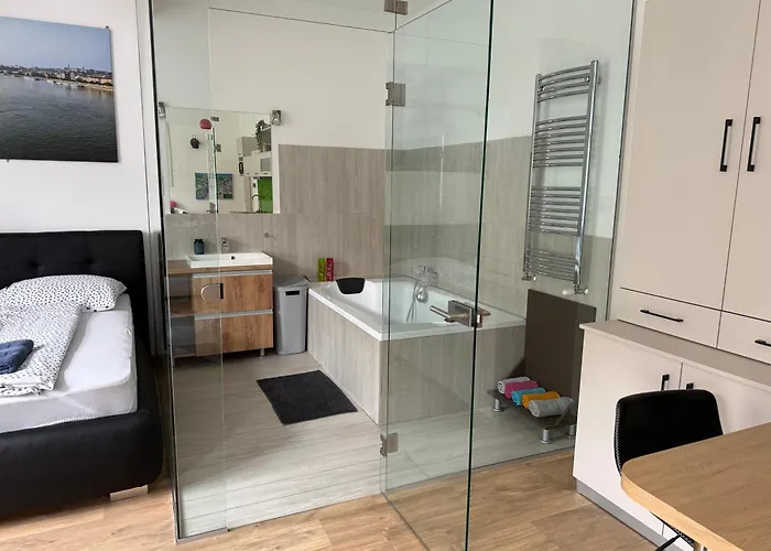 Апартаменты Sunny At The Castle *